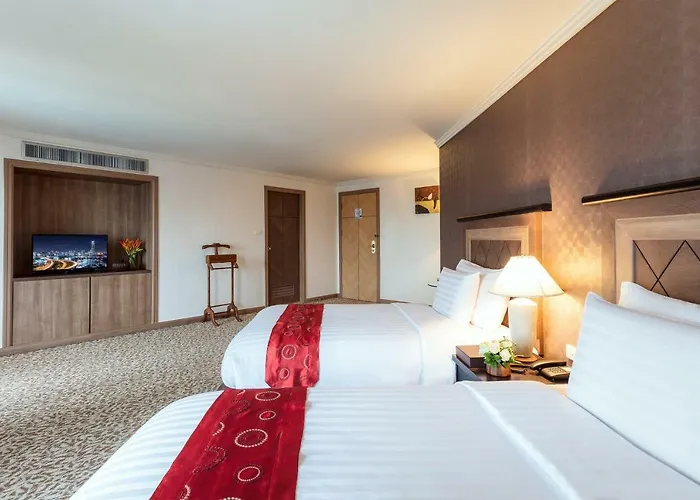 Hotell Baiyoke Sky 4*